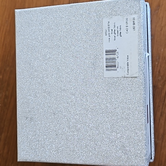 Kate Spade cardholder - Picture 7 of 7